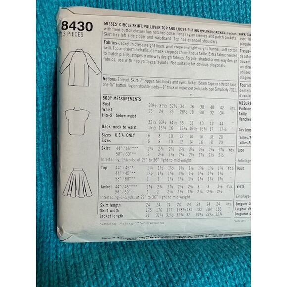 Simplicity Sewing pattern 8430 suit power blazer circle skirt top - Picture 4 of 5